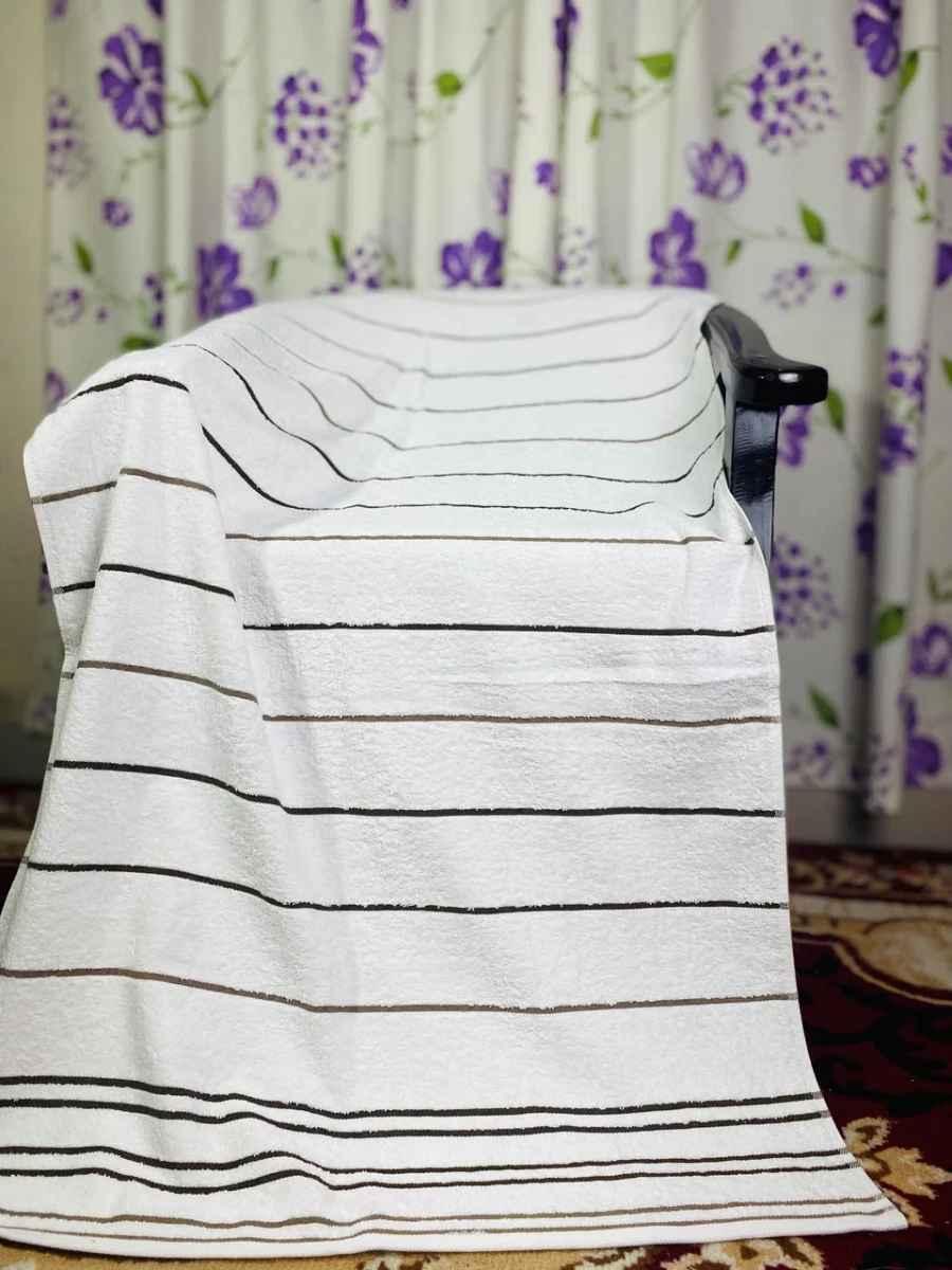 30 by 60 inch Soft & Absorbent export quality  Bath Towel .Luxury and 100% Cotton