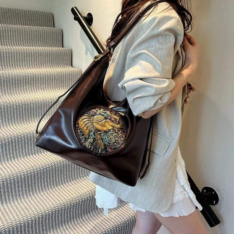 Most Trendy The Elephant Motif Dual Style Large Capacity Bag