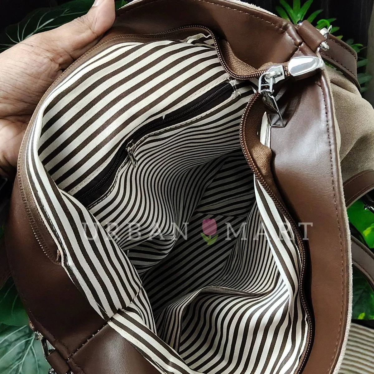 গ্যালারি ছবি 4